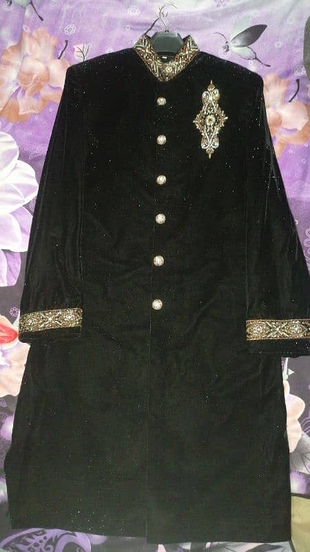 Black valvet sherwani 1