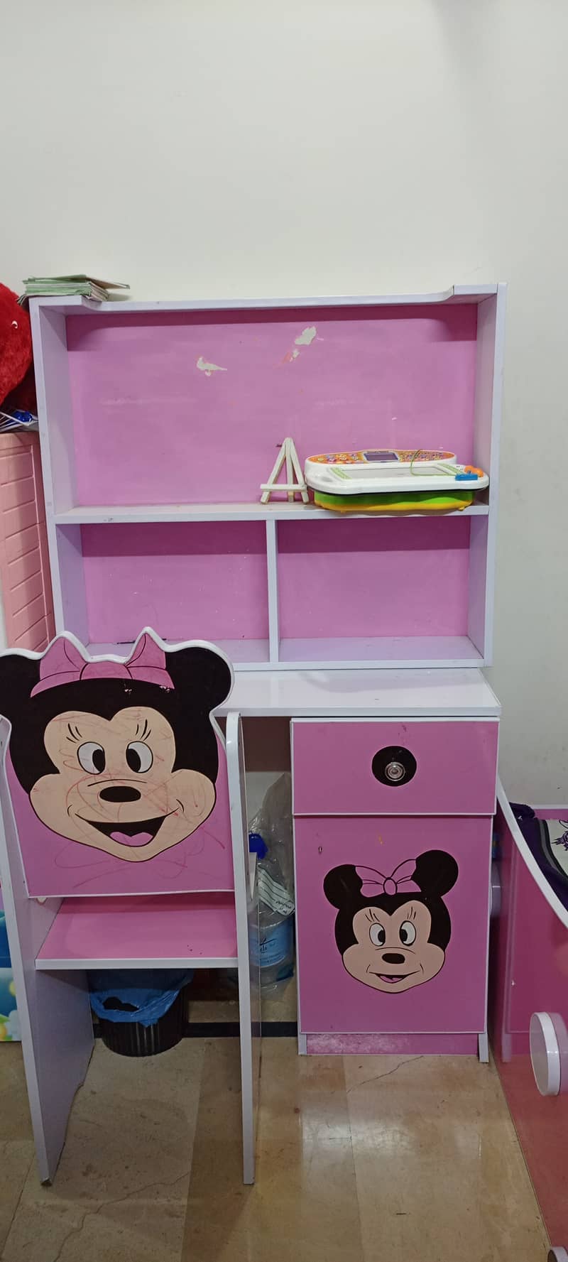 Kids furniture 0