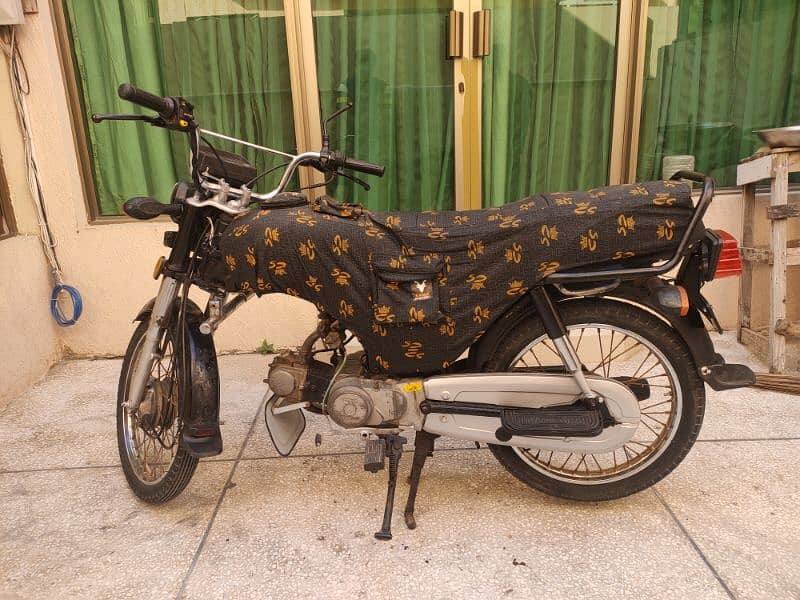 HONDA CD 70 2011 MODEL 4