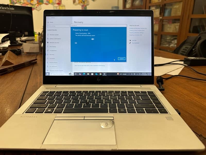 HP Elitebook 840 g5 Touchscreen 0