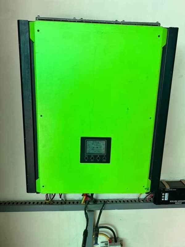 Infini solar inverter 5 kw plus 1