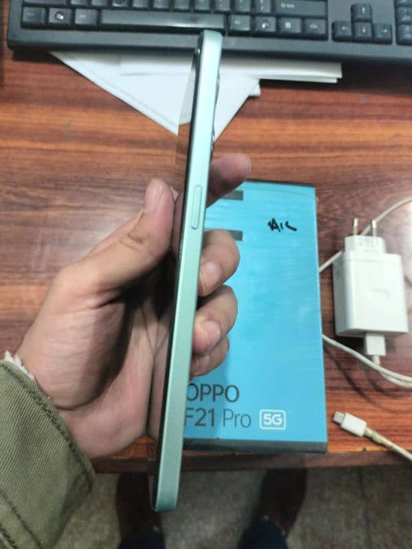 Oppo F21 Pro 5G (only One hand use) 10/10 4