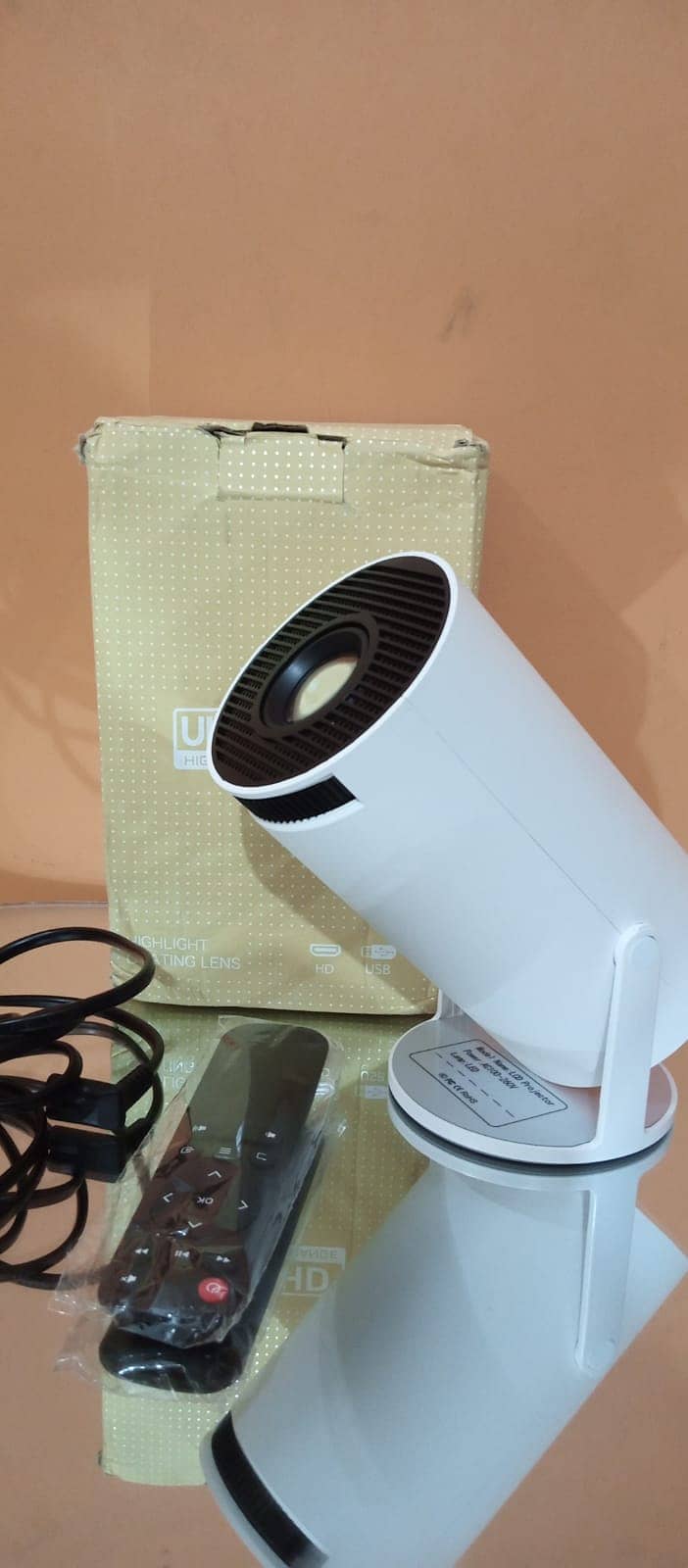 Hy 300 pro projector 2