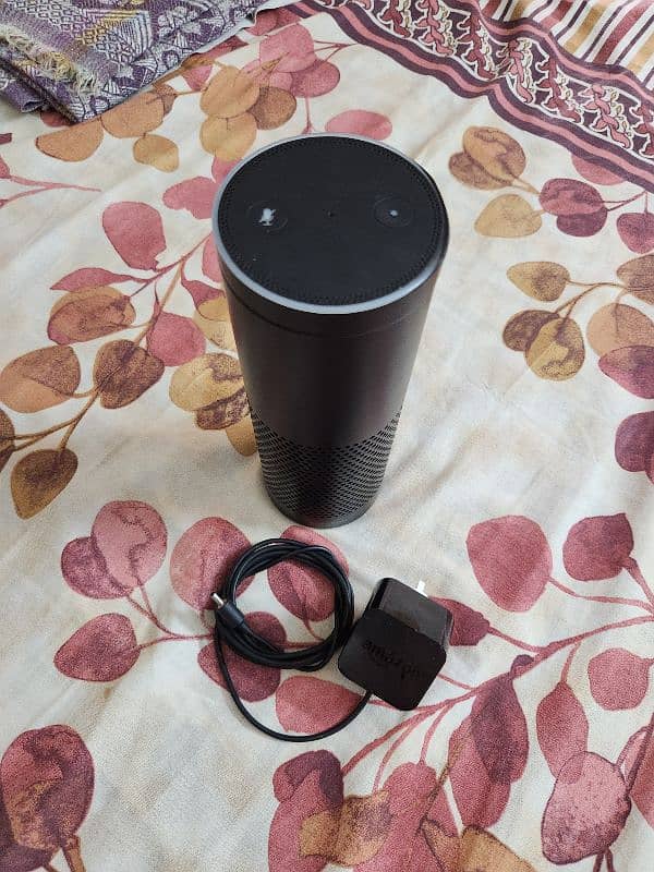 Amazon Echo Plus 1st Generation with built-in  Hub for home automation 1