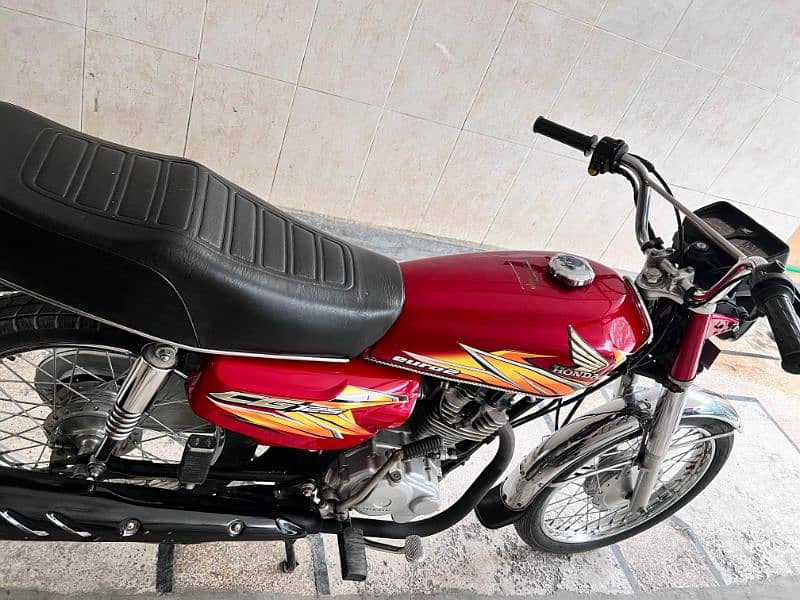 Urgent sale Cg 125 2021 model, lush condition used with so care 0