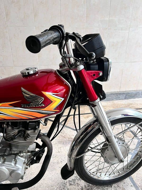 Urgent sale Cg 125 2021 model, lush condition used with so care 1