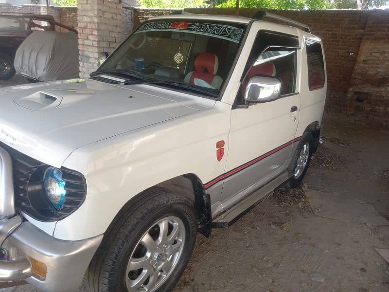 Mitsubishi Pajero Mini 1997 4