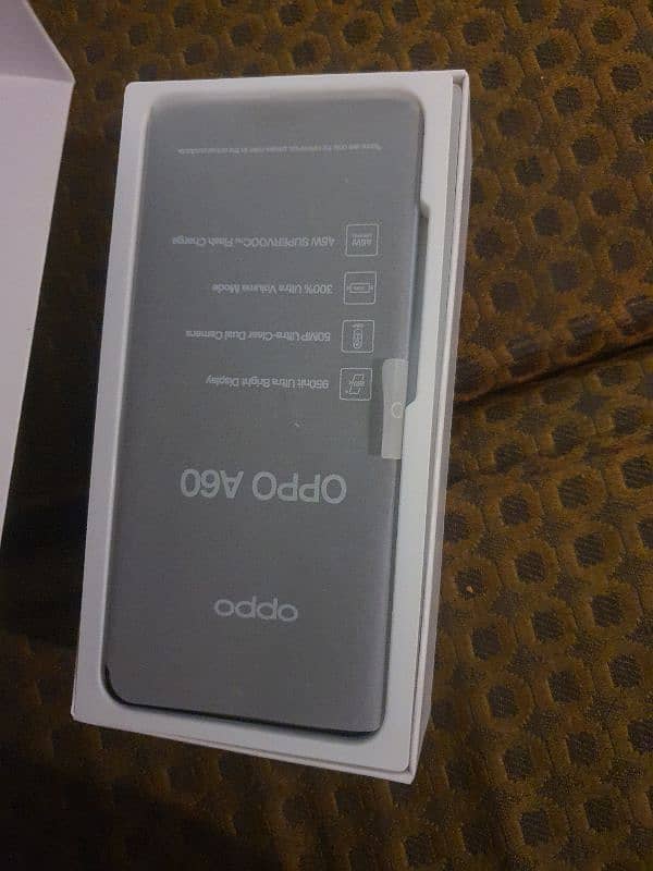 oppo a60 box open 0