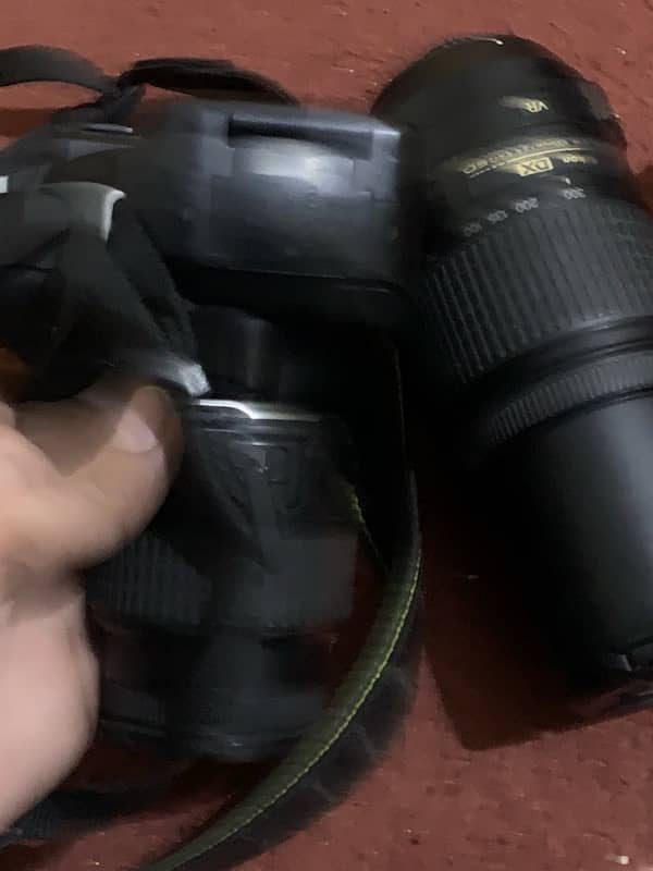 nikon d5200 with 2 lenses 12