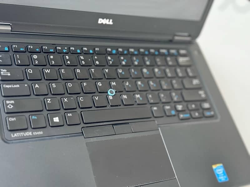 Dell Latitude E5450 4