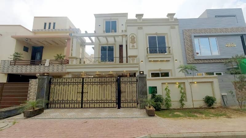 BRAND NEW 10 MARLA HOUSE CENTRAL DISTRICT PHASE 1, BAHRIA ORCHARD 0