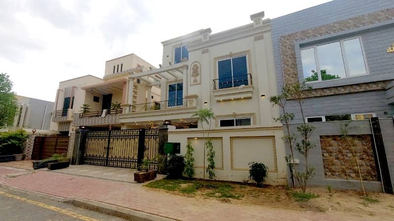 BRAND NEW 10 MARLA HOUSE CENTRAL DISTRICT PHASE 1, BAHRIA ORCHARD 1