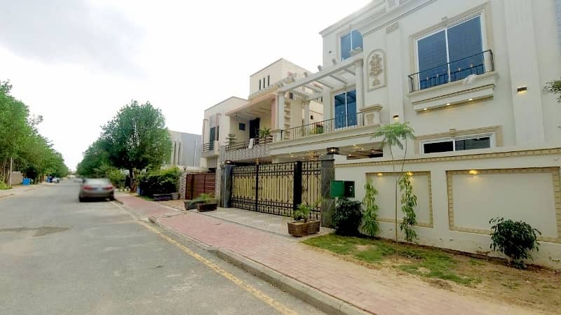 BRAND NEW 10 MARLA HOUSE CENTRAL DISTRICT PHASE 1, BAHRIA ORCHARD 2