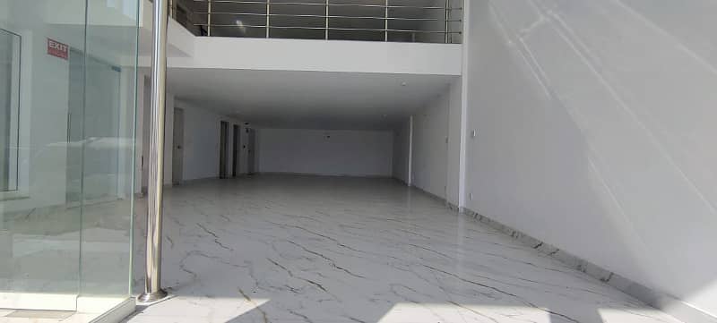 8 Marla Brand New Building At Hot Location Monthly Rent 8 Lac 5