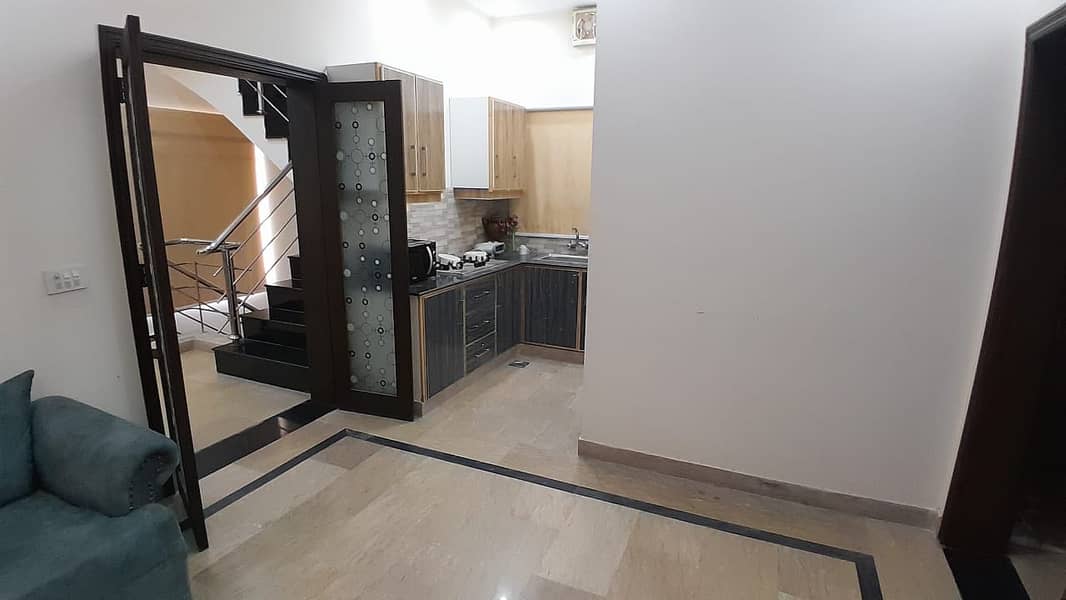 CHEAPEST PRICE 8 MARLA SLIGHTLY USED HOUSE VERY BEAUTIFUL LOCATION IN PHASE2, NEAR SECTOR COMMERCIAL AND JAMIA MASJID 20