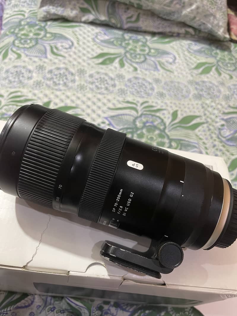 Tamron 70-200 (2.8) G2 for Cannon Mount 0