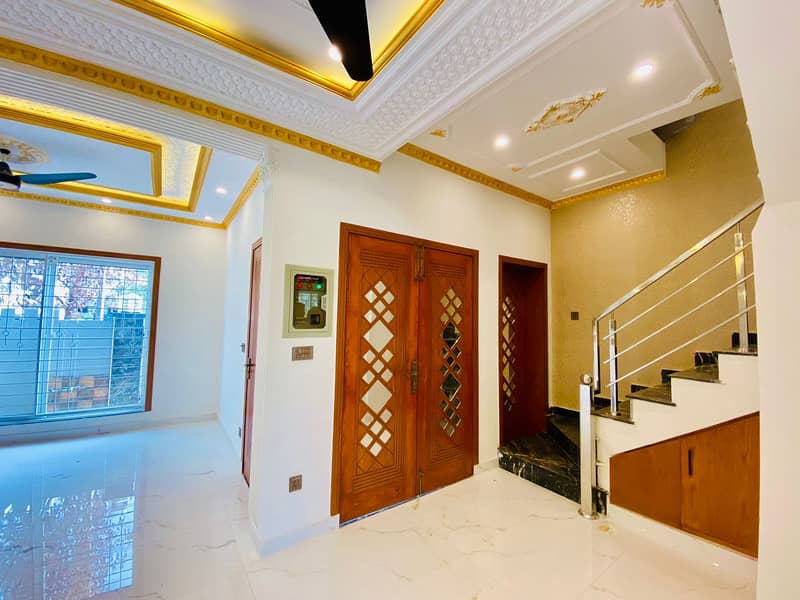 BRAND NEW HOUSE 5 MARL NEAR BAHRIA SCHOOL IN BAHRIA ORCHARD 11