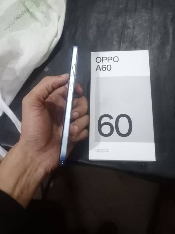 Oppo A60 8gb/256gb. 4