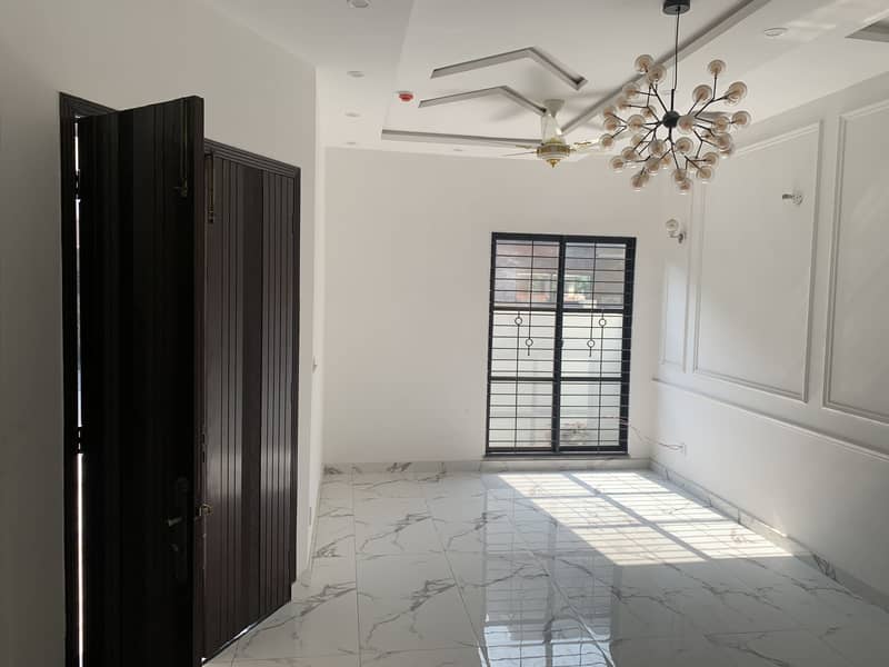 5 MARLA SOLID CONSTRUCTED HOUSE IN DHA PHASE 11 RAHBAR IS AVAILABLE FOR SALE 7