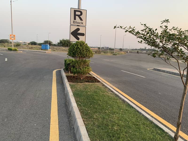 5 MARLA ALL DUES CLEAR POSSESSION RESIDENTIAL PLOT IS FOR SALE IN BLOCK "4R" DHA PHASE 11 RAHBAR IN 200 NUMBERS 16