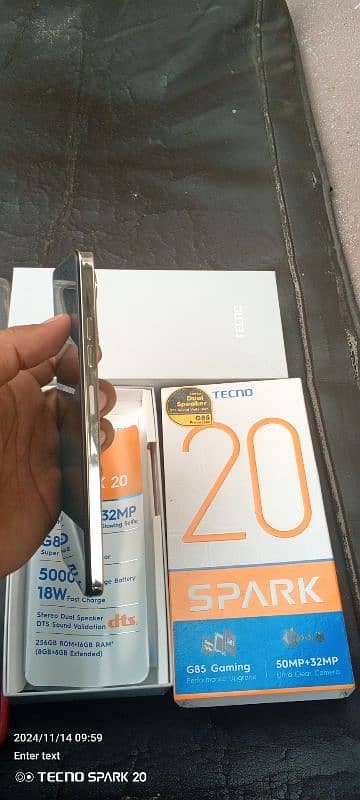 Tecno spark 20 8+8--256 my WhatsApp 03091940219 3