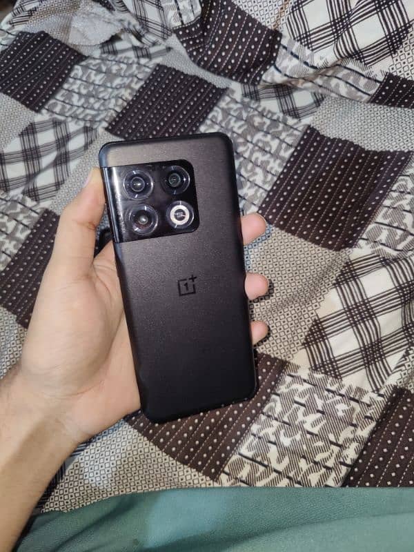 OnePlus 10 Pro, Urgent Sale 7