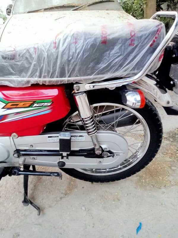 Honda CG125 2023 5