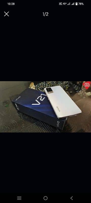 vivo v21 candation 10 by 10  box and charger ke Sath white color me 0