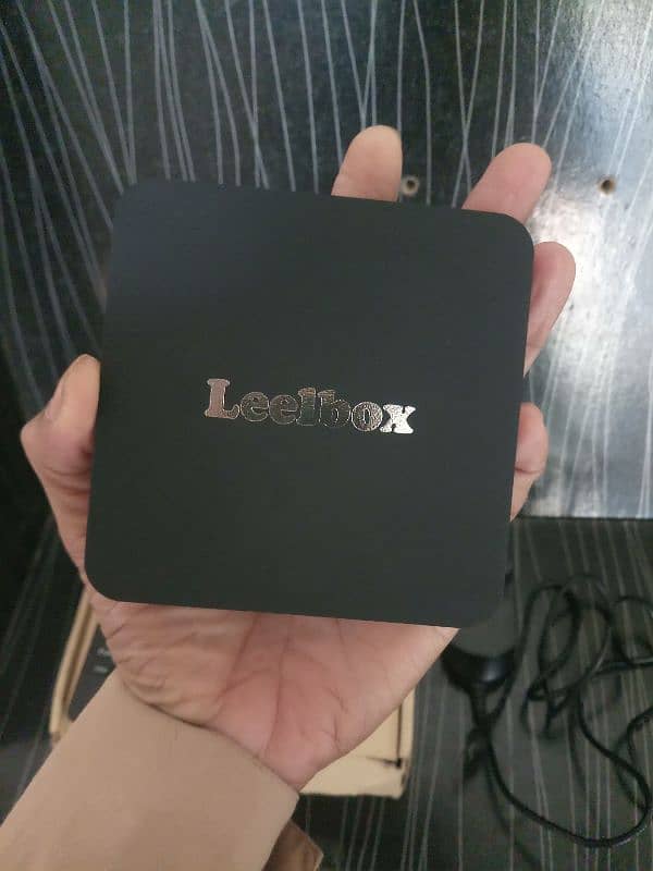 Andriod Tv Box 4/32 Orignal imported 1