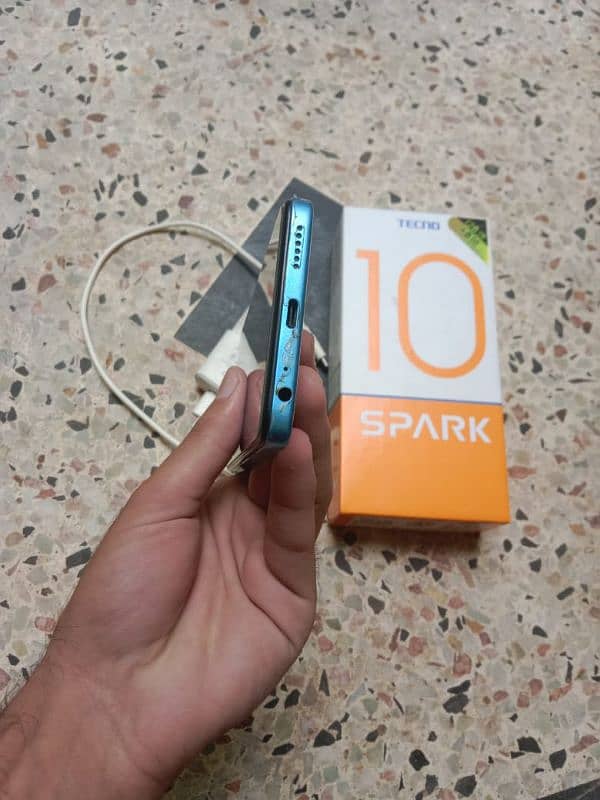 Tecno spark 10 3