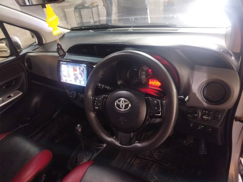 Toyota Vitz 2014 10