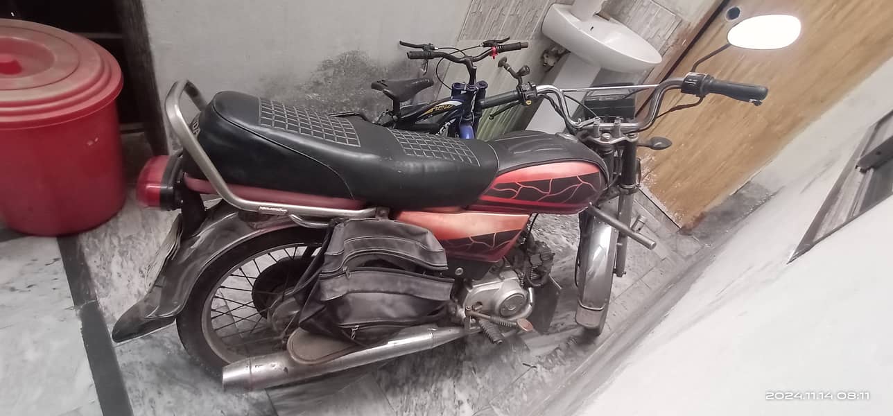 Yamaha Dhoom YD-70 2010 0