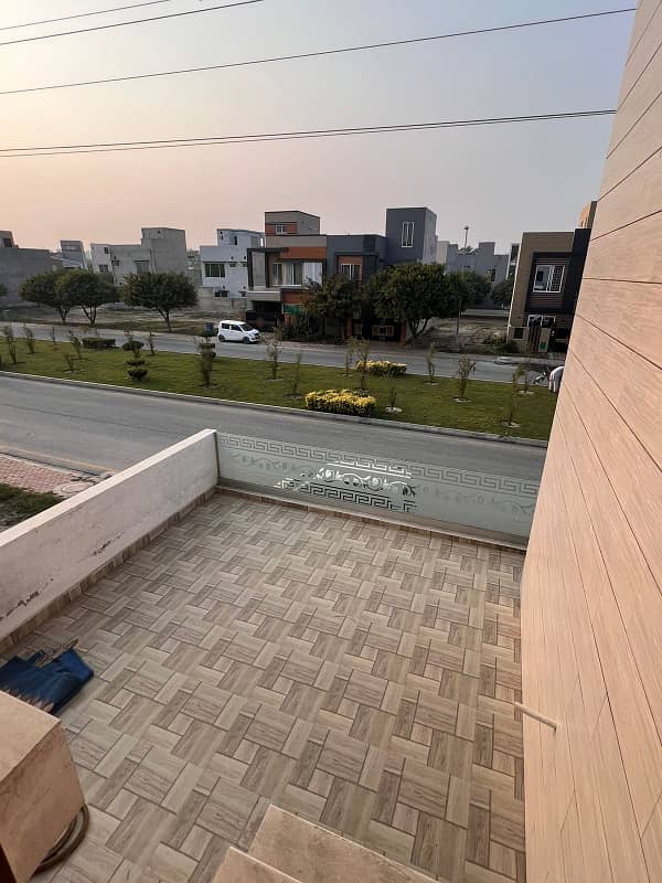 5 Marla House Just Like A Brand New House For Sale In Jinnah Block Sector E Bahria Town Lahore 20