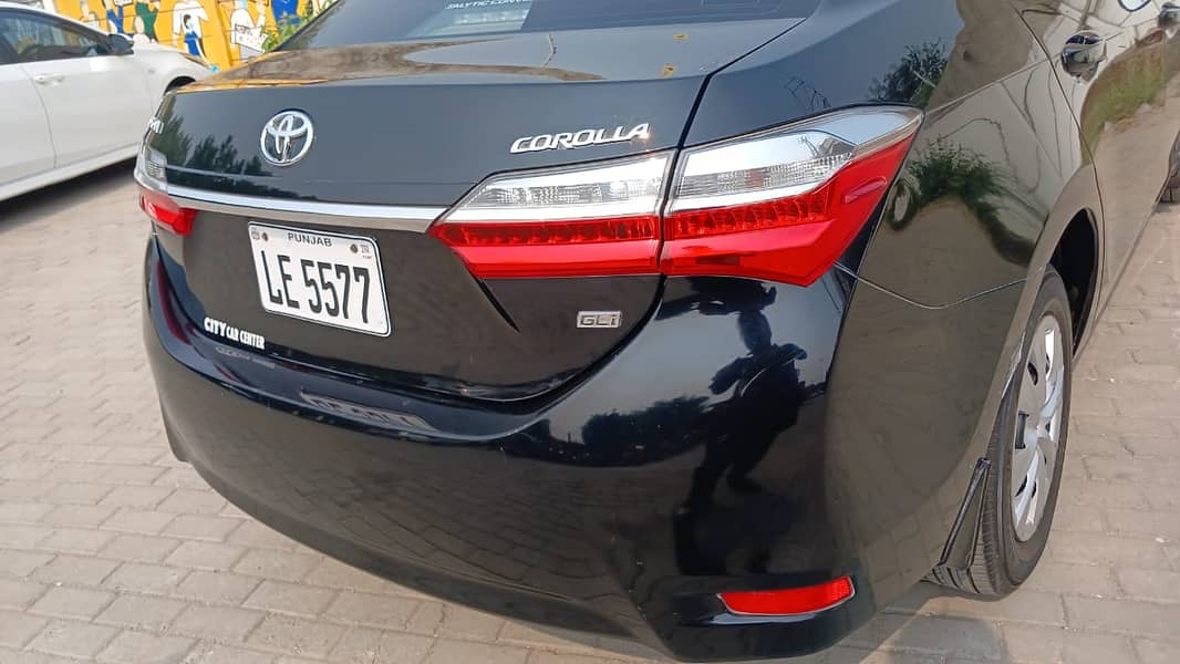 Toyota Corolla GLi 1.3 VVTi 2019 3