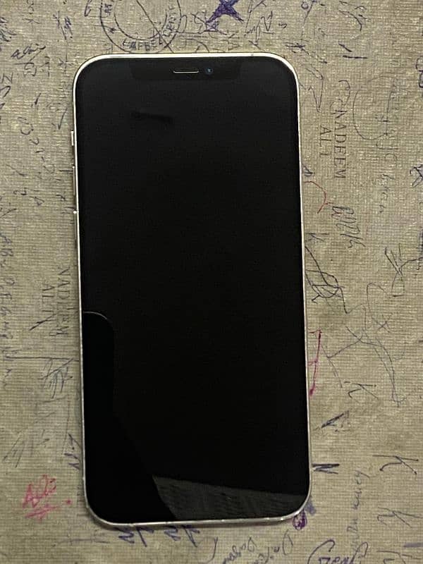 iphone 12 pro 10by 10 condition all good 5