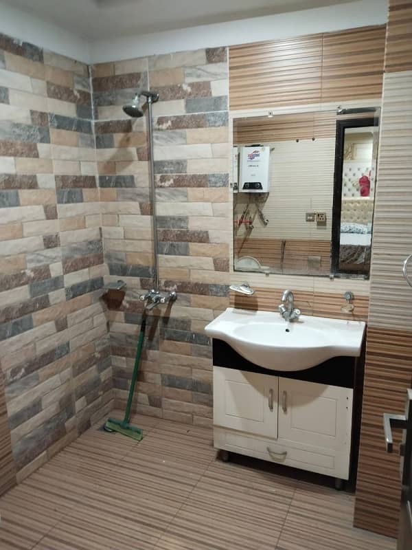 Ideal 374 Square Feet Flat Available In Bahria Town - Sector C, Lahore 7