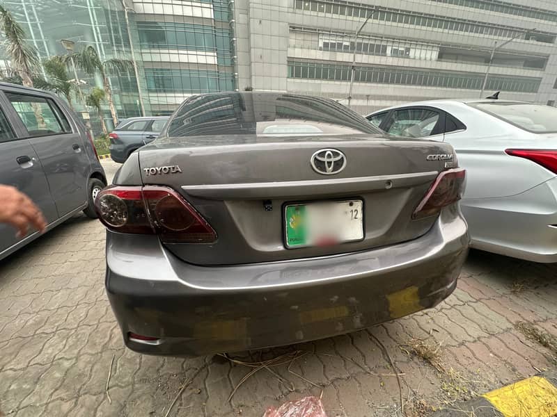 Toyota Corolla GLI 2012 in mint condition 6