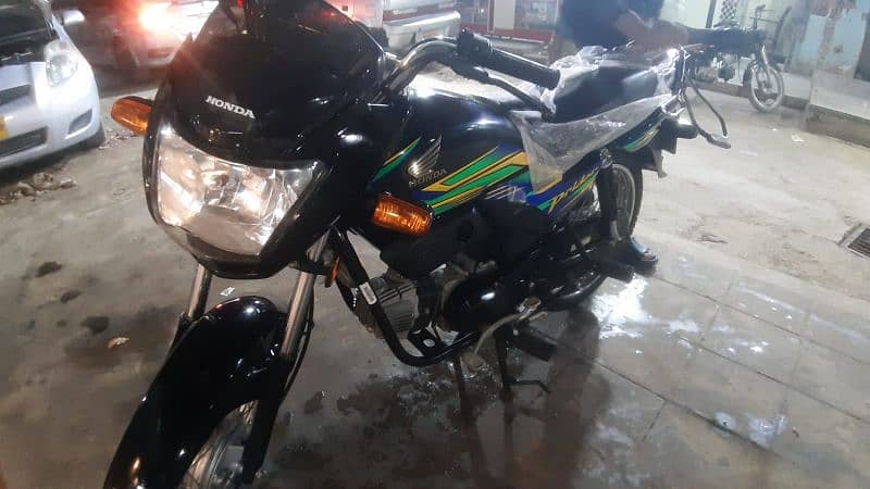 I am selling my Honda pridor 6