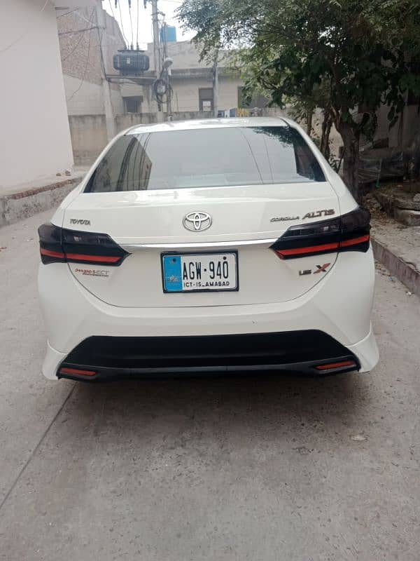 Toyota Corolla GLI 2018 auto 4