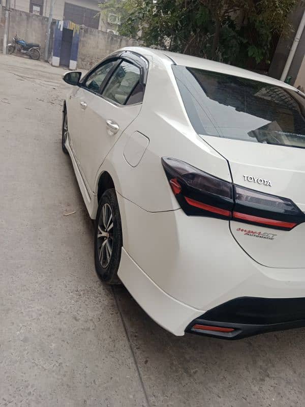 Toyota Corolla GLI 2018 auto 5