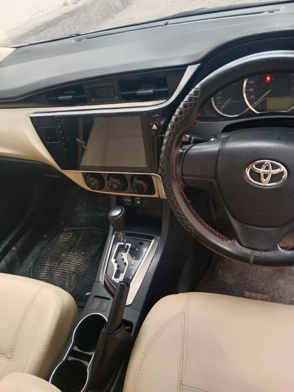 Toyota Corolla GLI 2018 auto 8