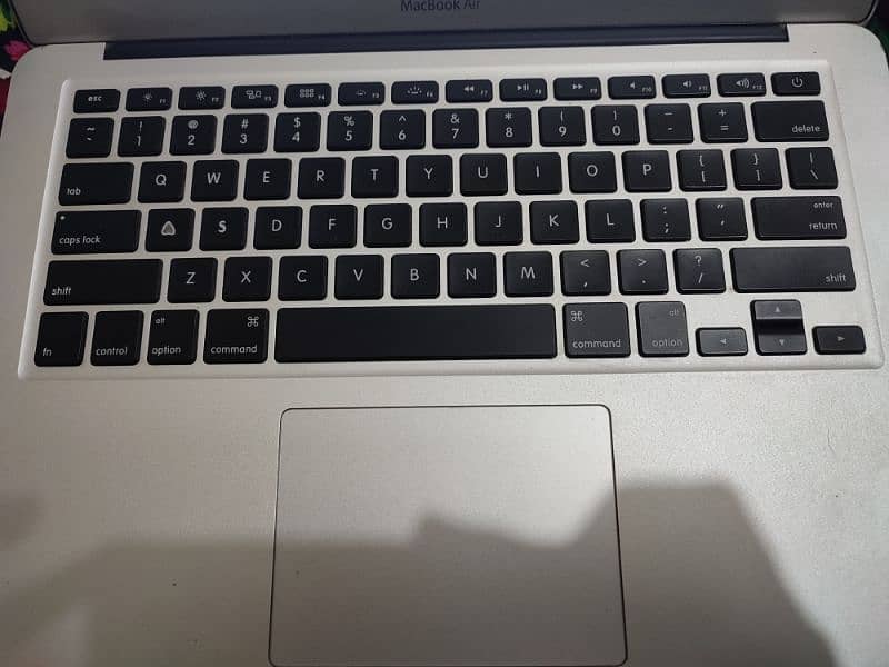 MacBook Air 2011 Urgently sale 0