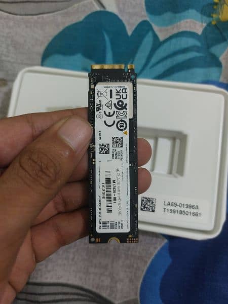 samsung 500gb gen4 nvme ssd same speed 980 pro 1