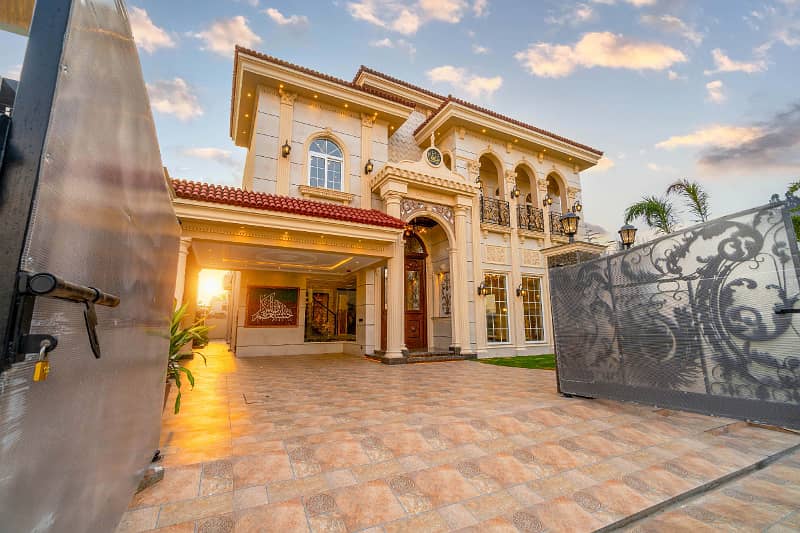 1 Kanal Royal Class Spanish Design Luxury House For Sale In Phase 5 0