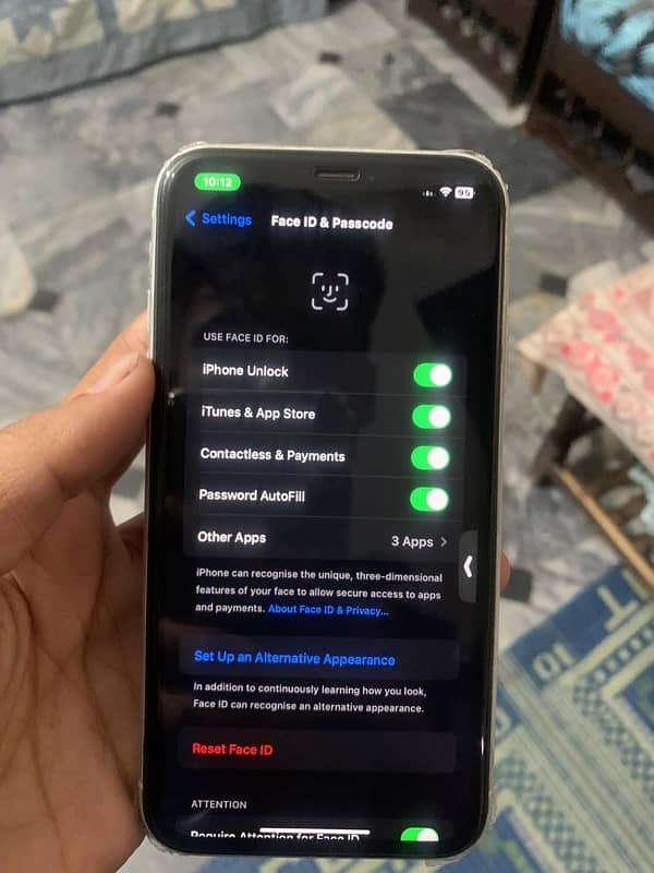 Iphone XR  (10R)  Non pta  first gaming processor iPhone 6