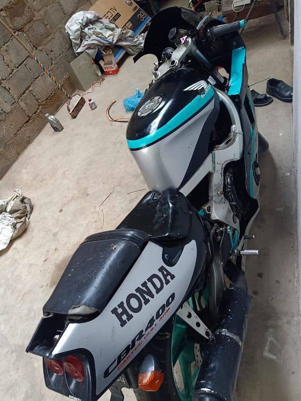 Honda CBR 400cc 4 Cylinder Urgent sell 3