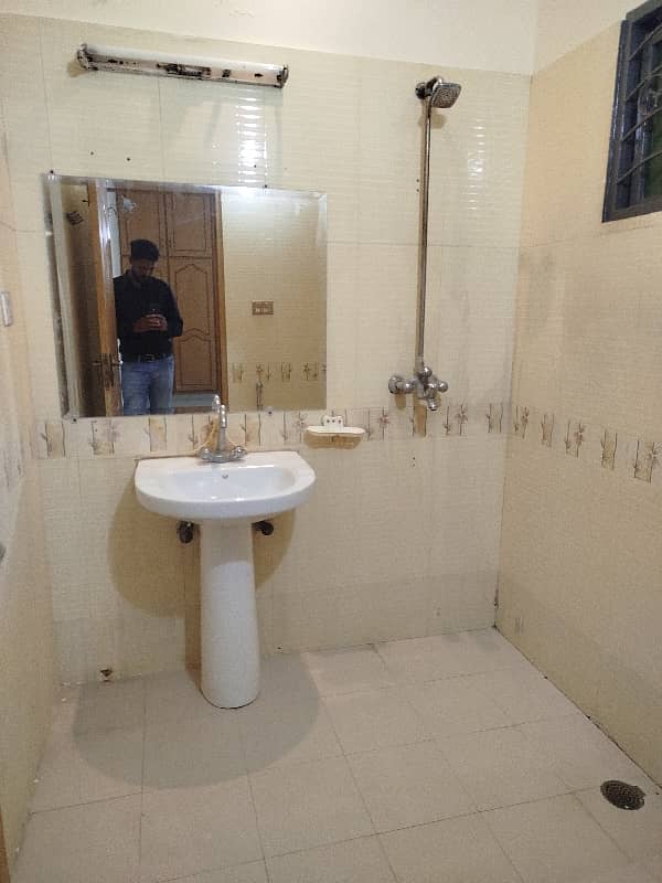 12 MARLA LOWER PORTION FOR RENT IN JOHAR TOWN LAHORE 7