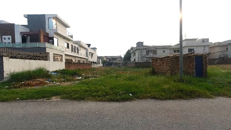 Residential Plot Of 1 Kanal Available For sale In Green City - Block B 4