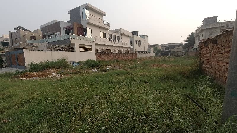 Residential Plot Of 1 Kanal Available For sale In Green City - Block B 7