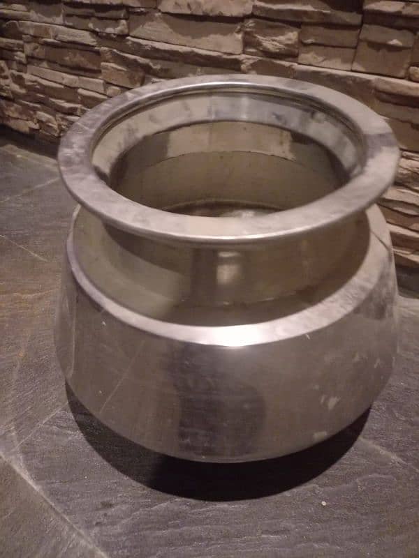 10 kg daig (cooking pot) 0